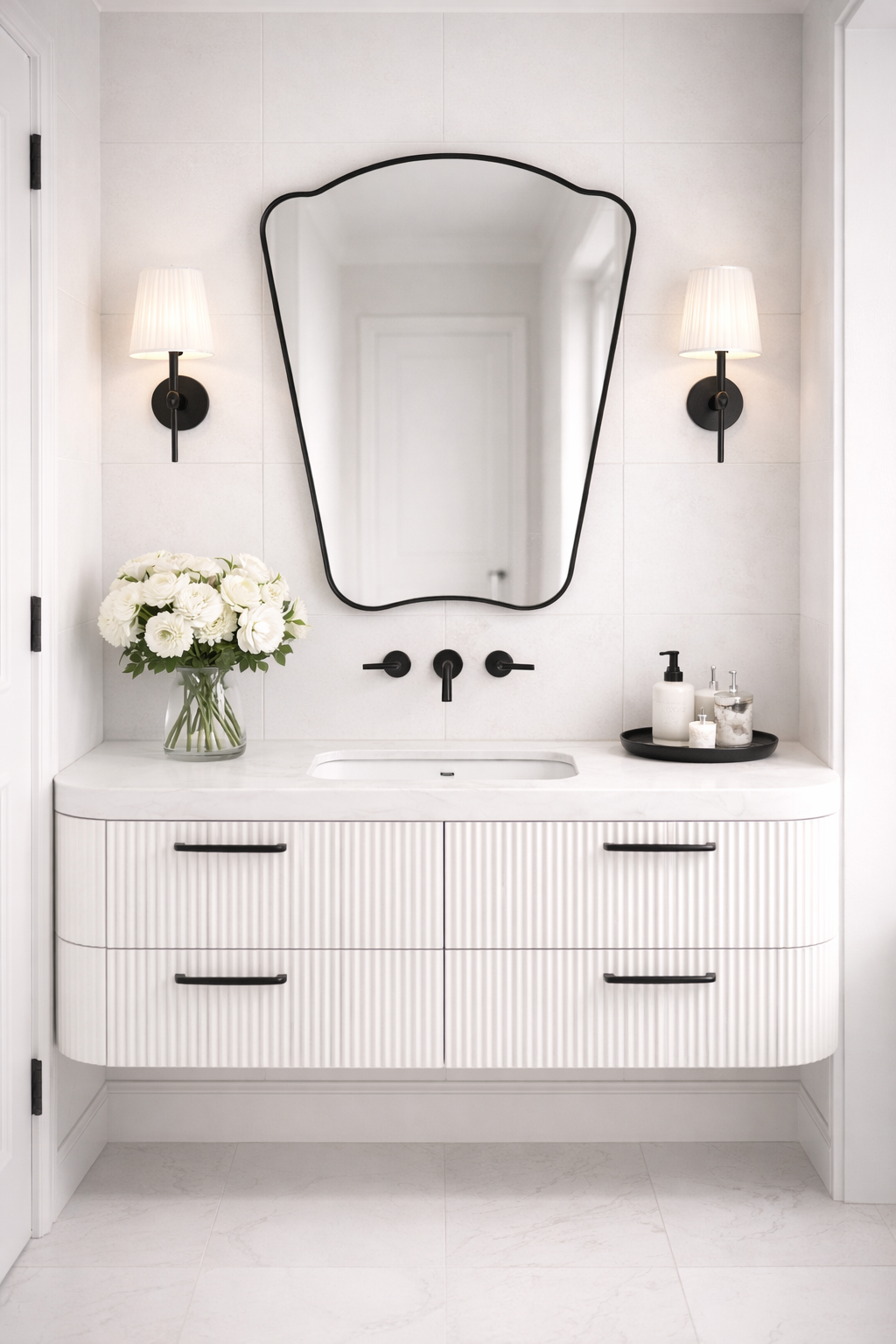 İtalyan Tarzı Benzersiz Düzensiz Duvar Aynası - LED'li Dekoratif Ayna