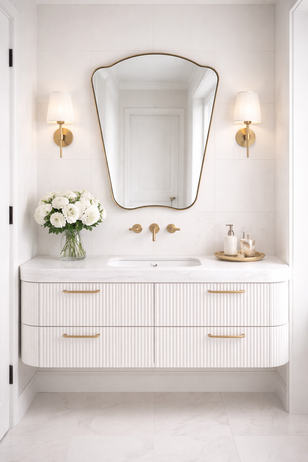 İtalyan Tarzı Benzersiz Düzensiz Duvar Aynası - LED'li Dekoratif Ayna